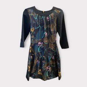 Closet London Navy Floral Dress